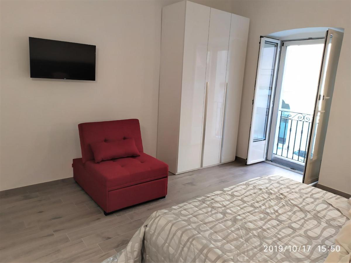 Casa Vacanze Dany Taranto Bagian luar foto